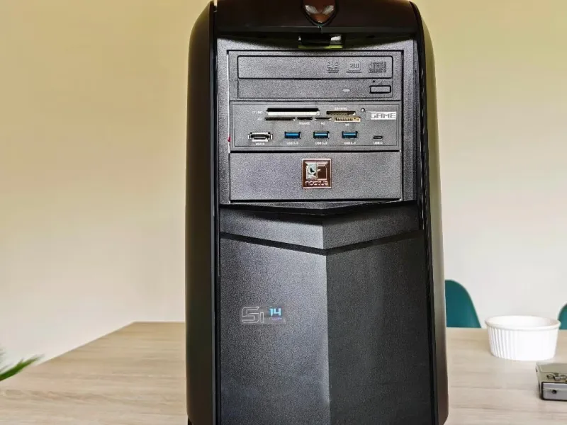 PC custom în carcasă Alienware R3 – i7 13700K, 32GB DDR5